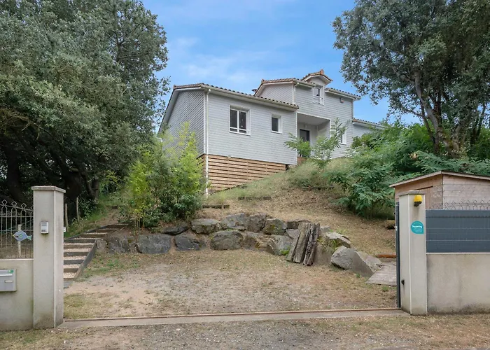 Maison Pour 8 Personnes - 300m De La Vakantiehuis Saint-Michel-Chef-Chef