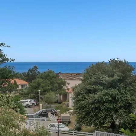 Prázdninový dům Maison Pour 8 Personnes - 300m De La Saint-Michel-Chef-Chef