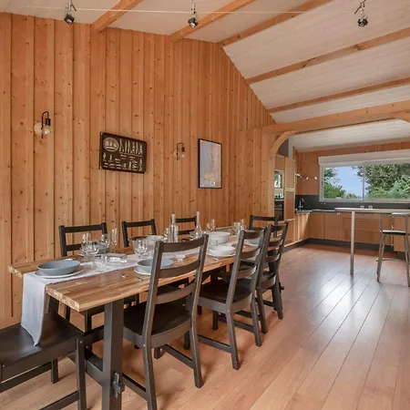 Ferienhaus Maison Pour 8 Personnes - 300m De La Saint-Michel-Chef-Chef